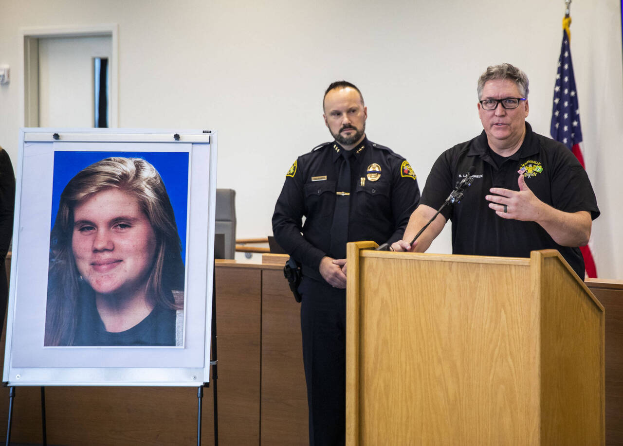 [IMAGE] BREAKING: Suspect arrested in 1998 cold case homicide of Marysville woman, 19 | HeraldNet.com