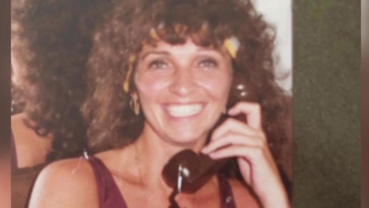 [IMAGE] 'It's all worth this day today' | After 37 years of waiting, a murder suspect is named in Sylvania mother's cold case