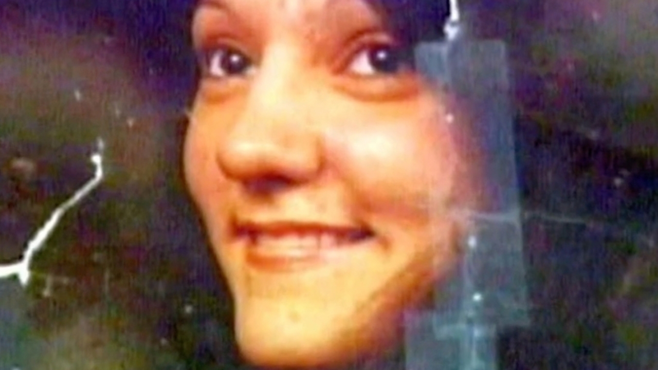 [IMAGE] Chilling clue finally solves 30-year-old cold case of slain mom strangled to death with body dumped in...